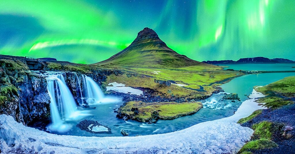 Kirkjufell Mountain