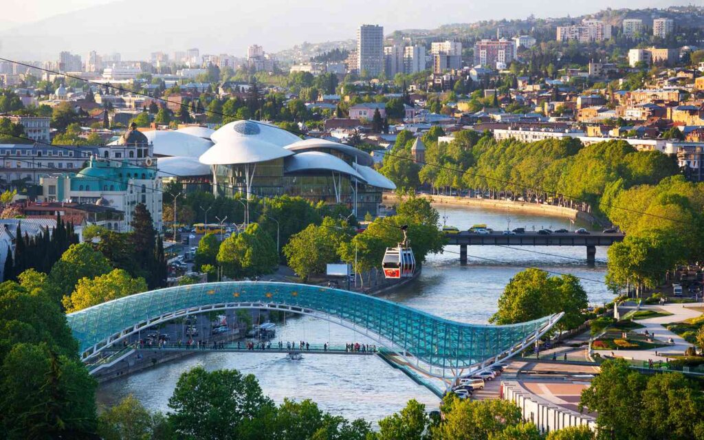 tbilisi-georgia-city-view-TBILISI0820-0c3649a5ce874e889fb5787ec287b064