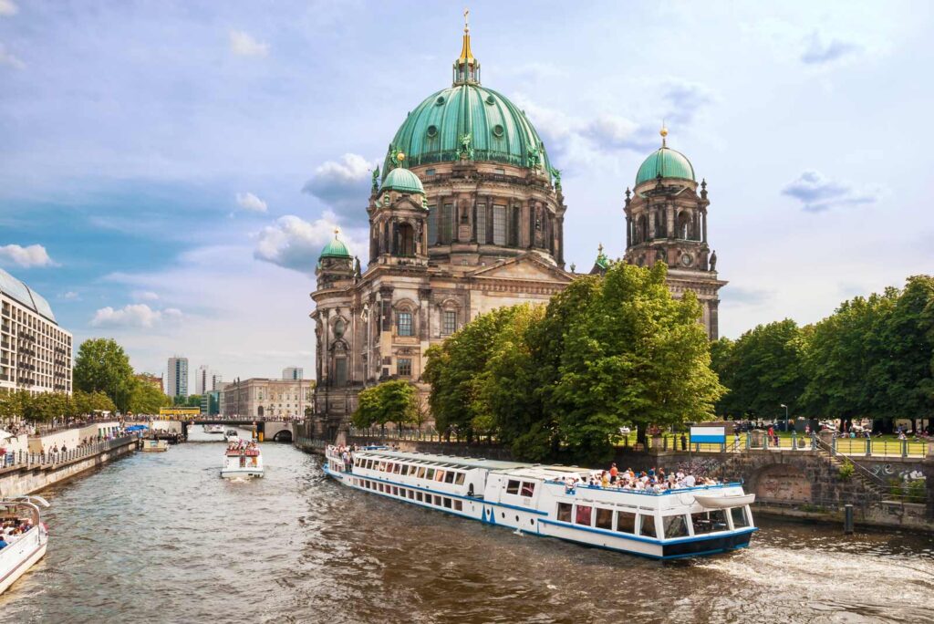 visit-berlin-cathedral